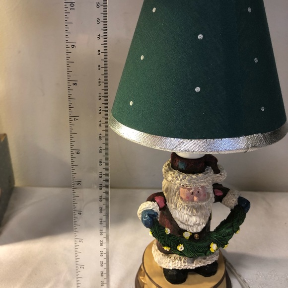 Christmas Santa Lamp works Well - Picture 6 of 12